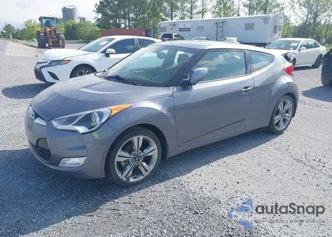 2017 Hyundai Veloster Value Edition z USA, uszkodzony, nr VIN KMHTC6AD3HU321958